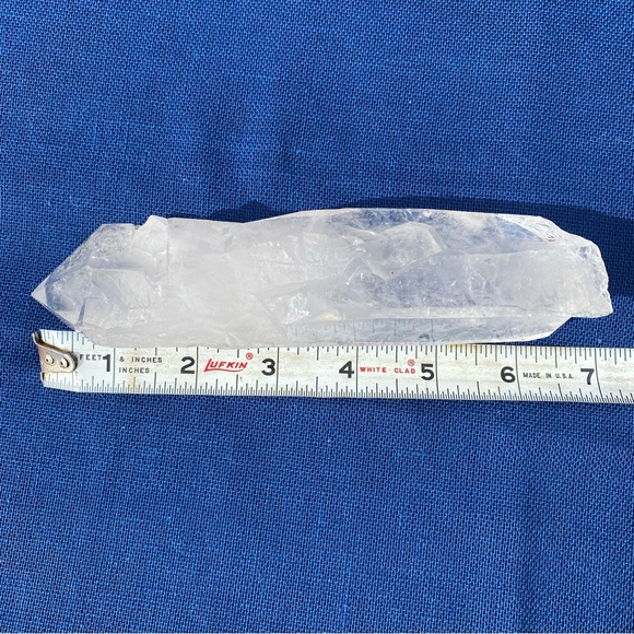 Lumarian Crystal with Leather Pouch - Picture 7 of 11